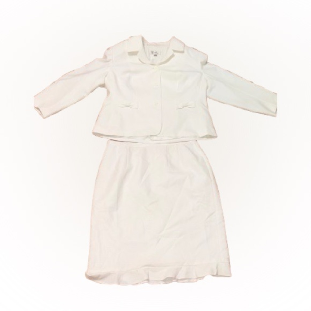 Elegant White ladies two piece Dress Set
